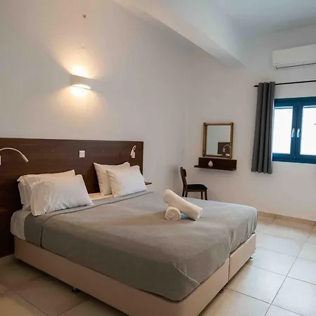 Апартаменты Heliades *